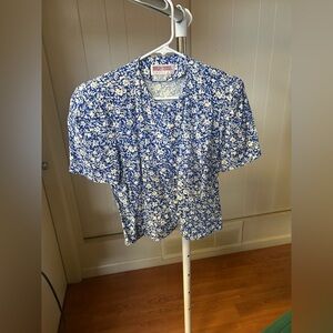 Vintage 80s floral blouse With Pearl Buttons Size Medium